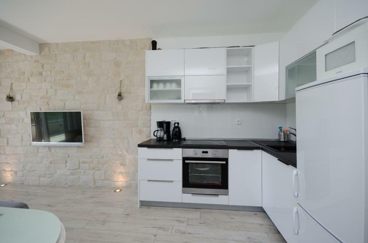 Apartments Zorka Lopar Bagian luar foto