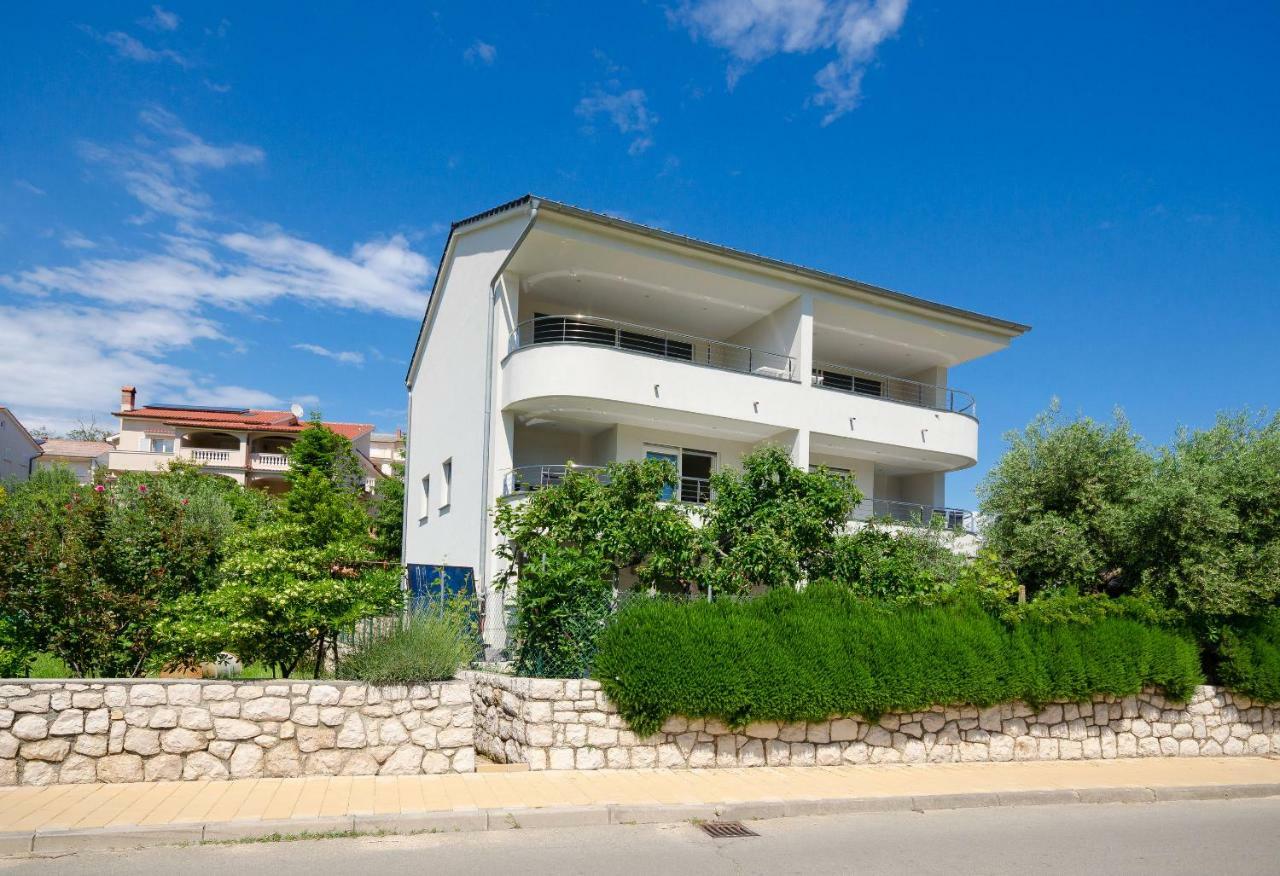 Apartments Zorka Lopar Bagian luar foto